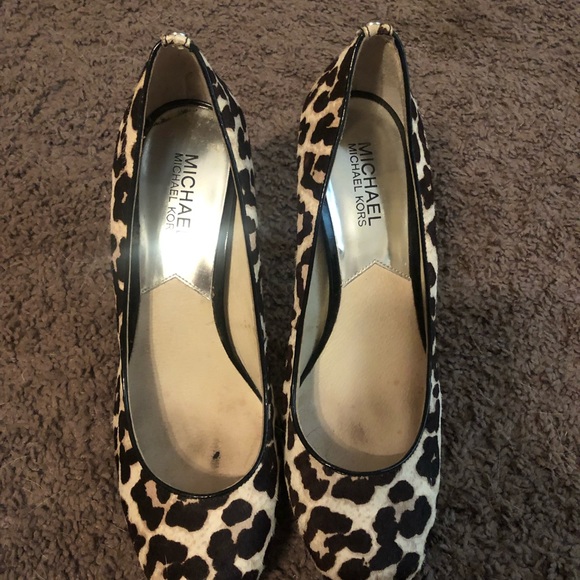 Michael Kors leopard print heels - Picture 3 of 3